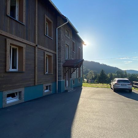 Loft 5 Personnes Type Chalet Avec Jardin Saint-Maurice-sur-Moselle Exteriör bild